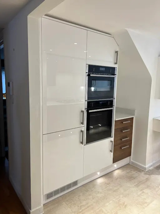 Full House Refurbishments by MB Kitchens